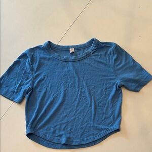Lululemon cropped hold tight tee